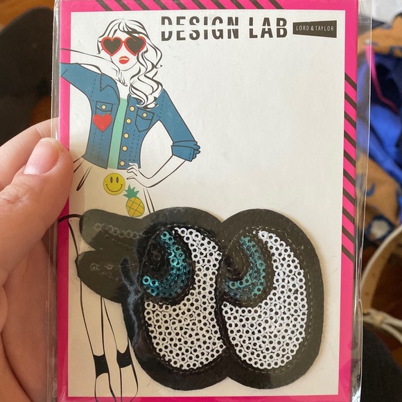 Iron on Patch Sequence Eyes/Eyelashes - Picture 1 of 2